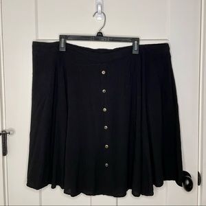 𝐁𝐥𝐚𝐜𝐤 𝐒𝐤𝐢𝐫𝐭